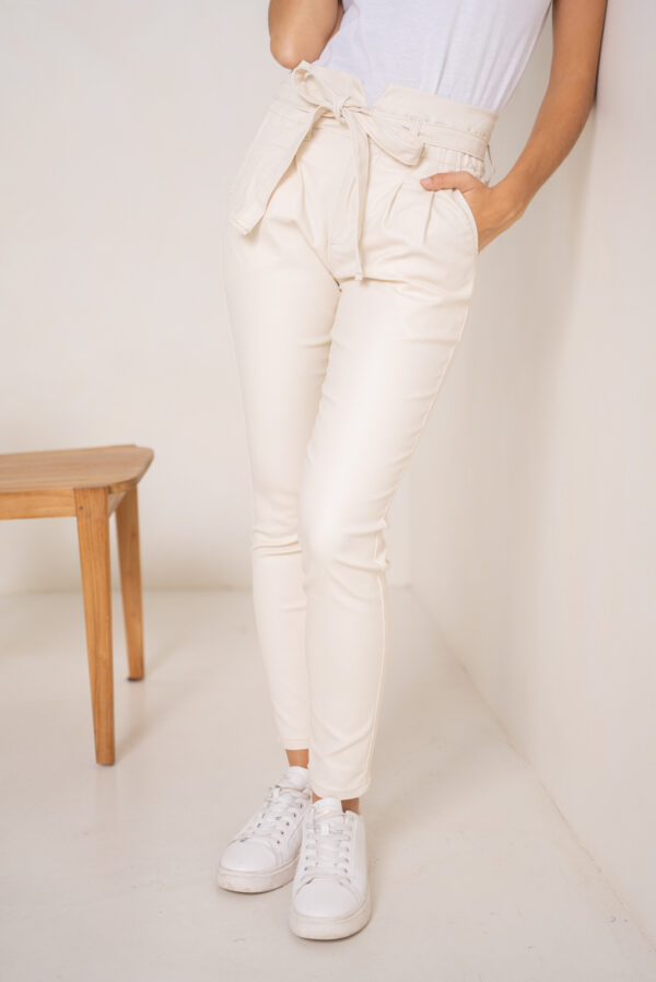 joli pantalon blanc paperbag