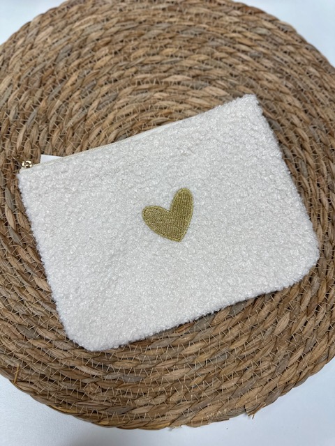 Pochette moumoute crème avec coeur doré